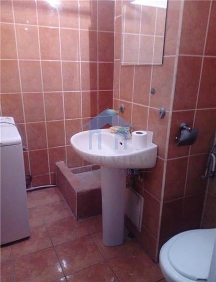 Garsoniera, Ultracentral - 2