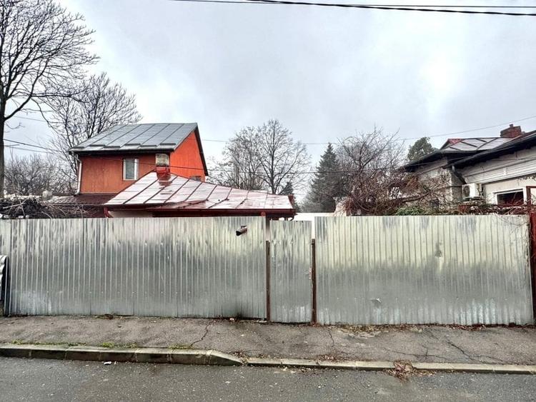 Casa cu Curte - Eroii Revolutiei - Cimintirul Lutheran - 4