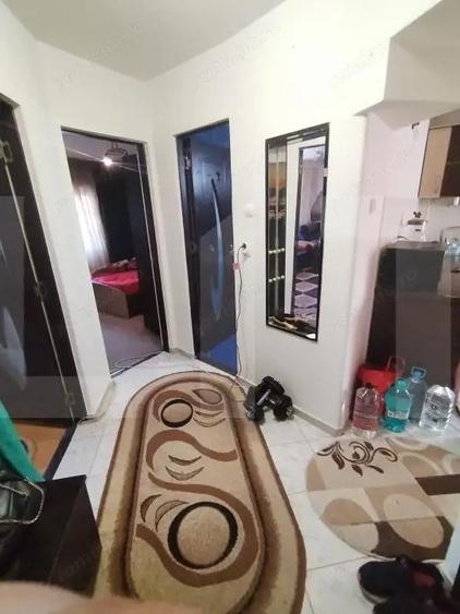 Apartament cu 3 camere, semidecomandat, 63 mp, Imparat Traian - 4