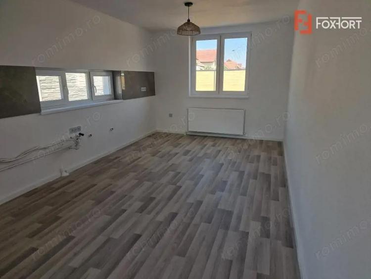 Casa individuala de vanzare cu 3 camere si teren de 710 mp - Izvin - 19