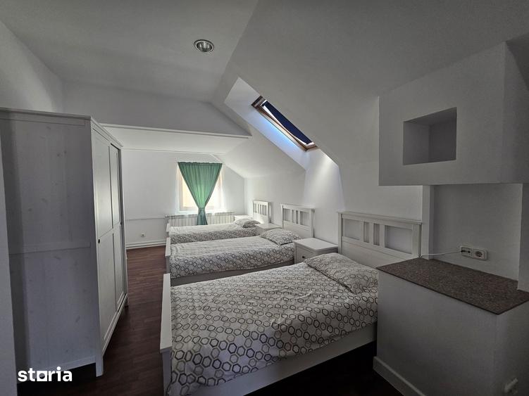 Casă cu 6 camere cu Teren 450 Mp în Central