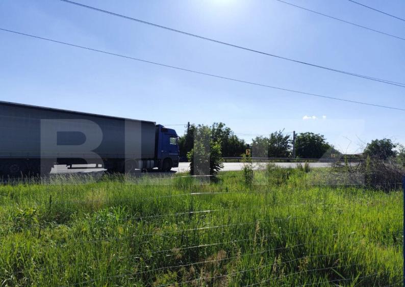Teren intravilan 1200 mp, zona Horpaz, langa soseaua de Cent - 1