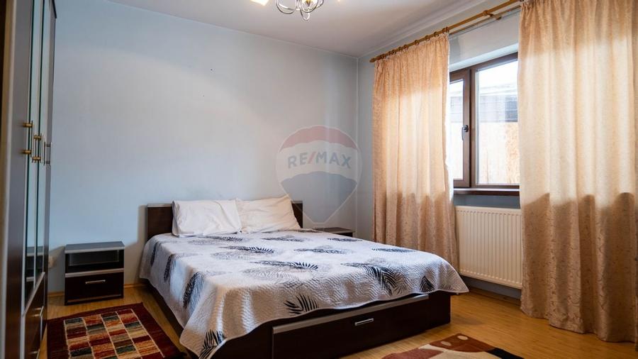 Casă / Vilă cu 5 camere de vânzare - 17