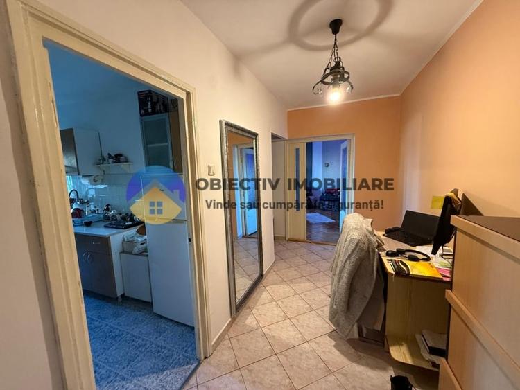 Garsoniera spatioasa de vanzare – 67,76 mp – Zona 1 Mai - 5