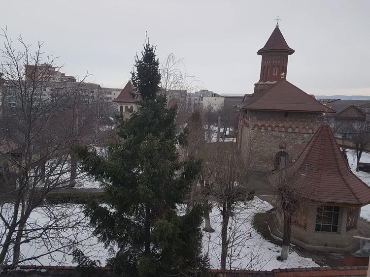 Apartament doua camere, etaj 3, mobilat si utilat, CT, langa biserica Precista - 16