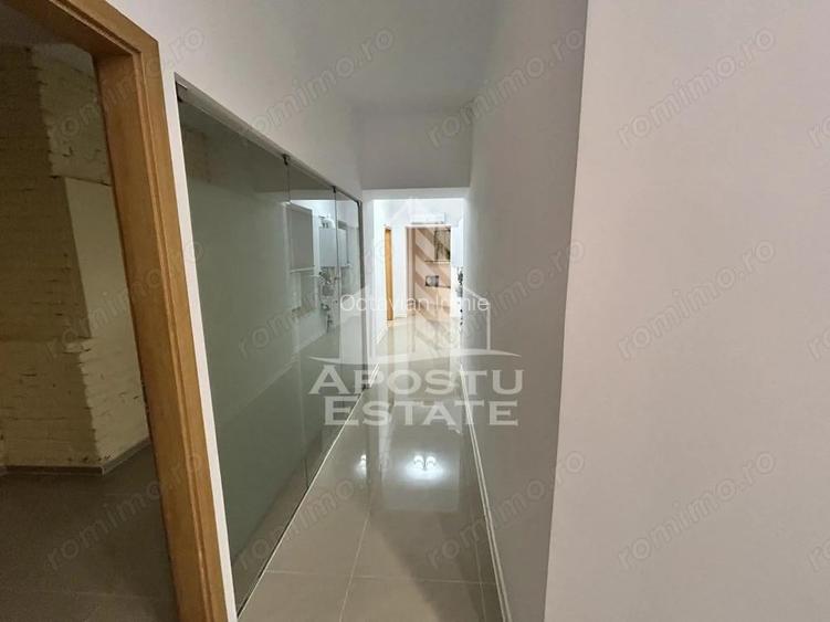 Spatiu comercial 138 mp, de vanzare, SAD, parter, Baile Neptun.