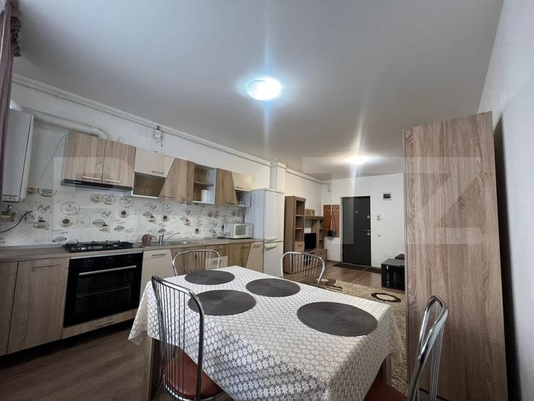 Apartament 2 camere, 42 mp, parcare, zona Eroilor - 1