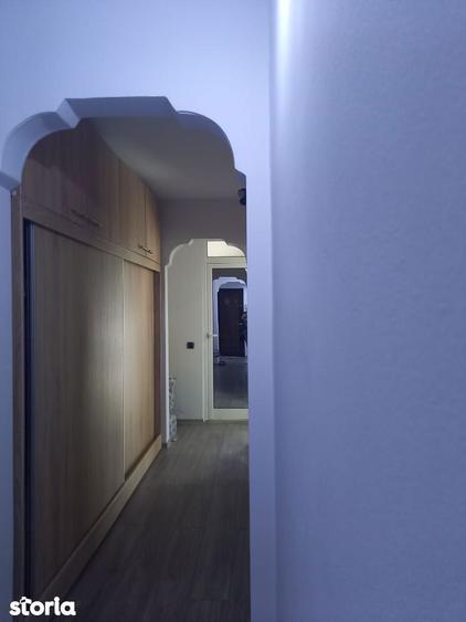 inchiriez apartament cu 3 camere, Mioveni, Robea langa Primarie - 16