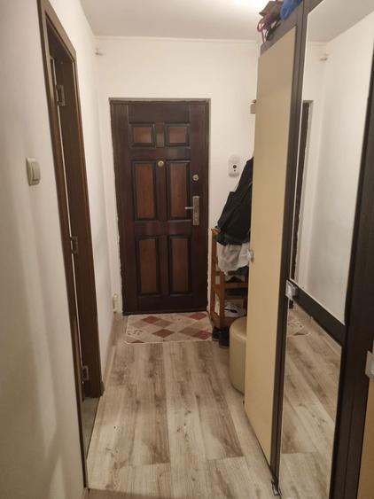 Inchiriez apartament 2 camere - 3