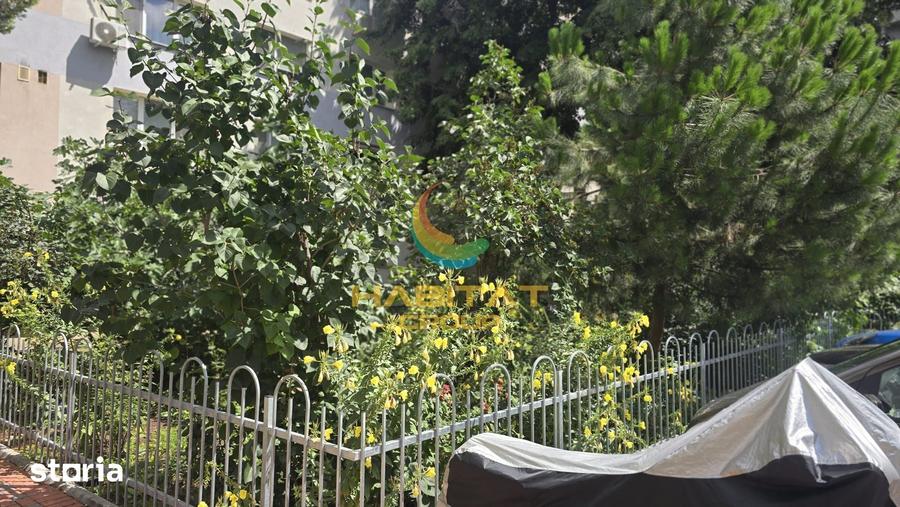 Apartament cu 3 camere semidecomandat în Titan