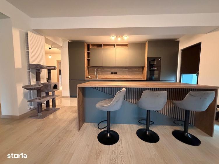 Apartament cu 3 camere în Decebal