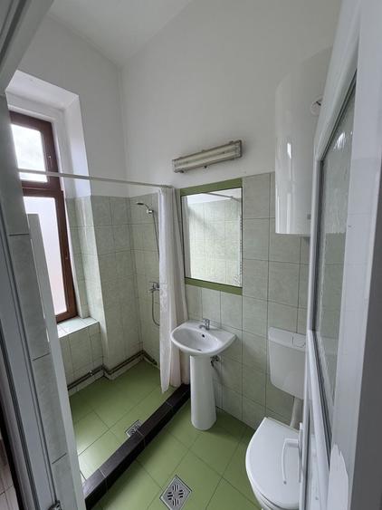 Inchiriez garsoniera ULTRACENTRAL cu taxe incluse - 3