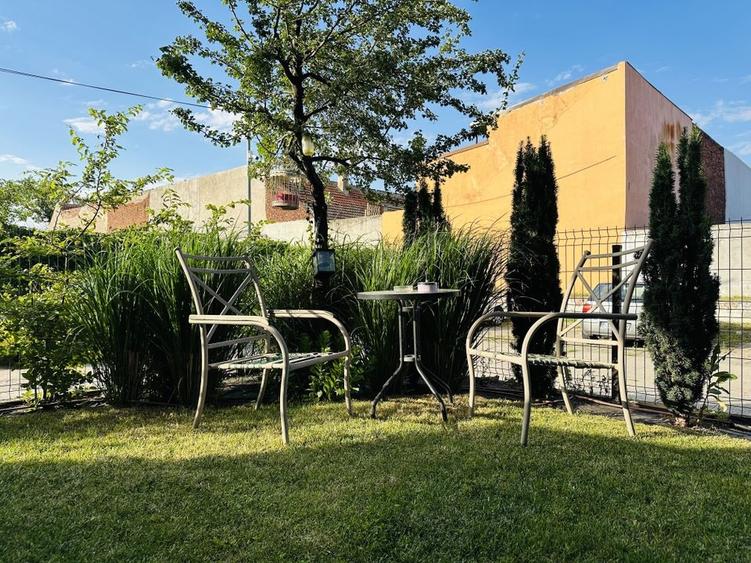 Curte proprie 82 mp | 2 camere, 52 mp | La 10 min de centrul orasului - 1