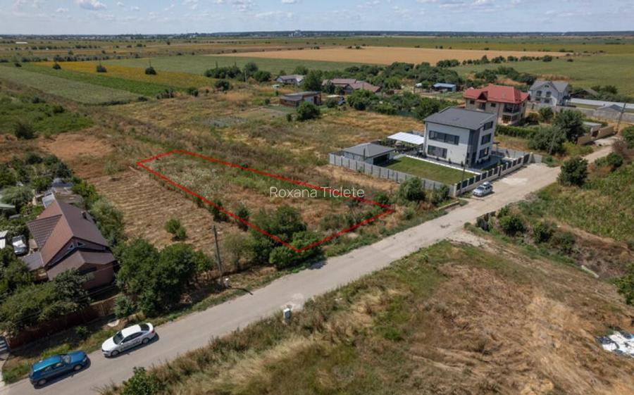 CREVEDIA - DARZA, TEREN INTRAVILAN 1100 MP!
