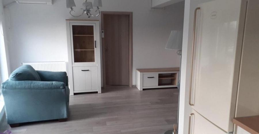 Apartament 3 camere, semidecomandat in bloc boutique, zona T - 3