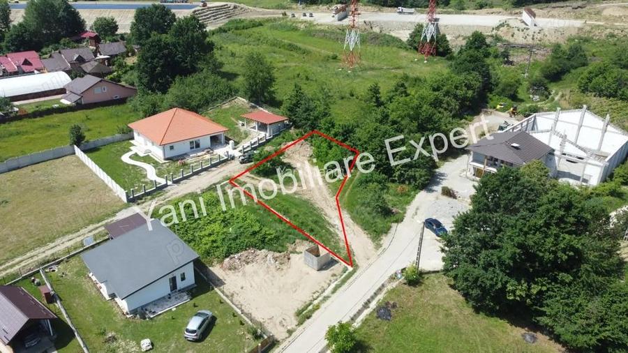 Teren de vanzare in Curtea de Arge?, zona Noapte?.