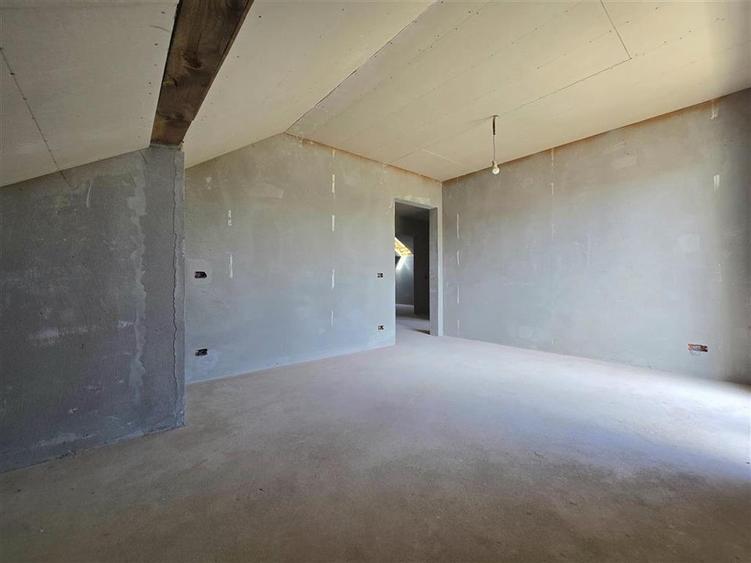 CASA 4 CAMERE | 3 BAI | SAT.CHISTAG | BIHOR - 24