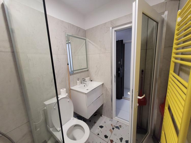 Studio prima linie la mare 10 minute pe jos LIDL - 1