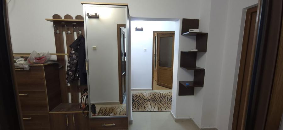 Inchiriez apartament 3 cam decomandat, - 6