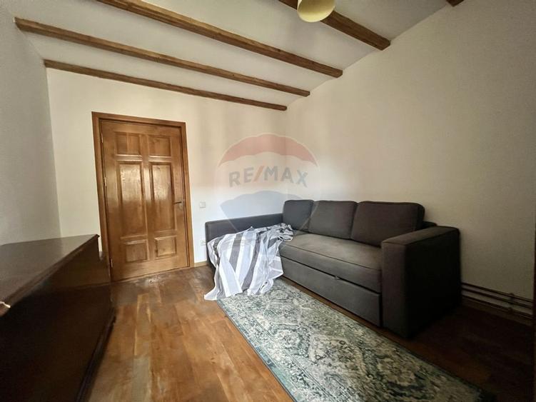 Casa de lemn cu teren generos de 1312 mp de vanzare in Fundulea - 18