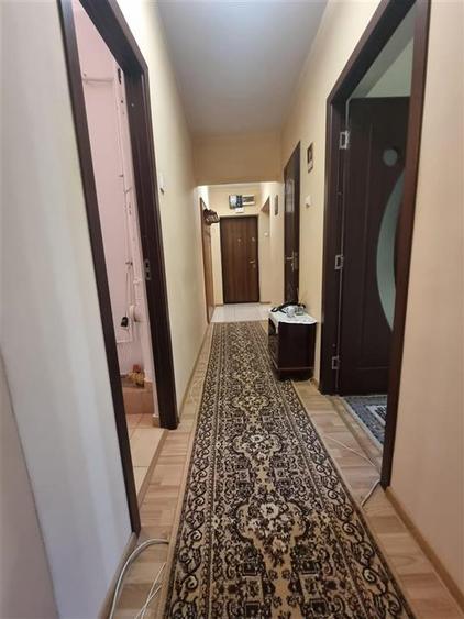 Apartament 4 camere decomandat - etajul 2 - bloc din 1980 - 90 mp - 2
