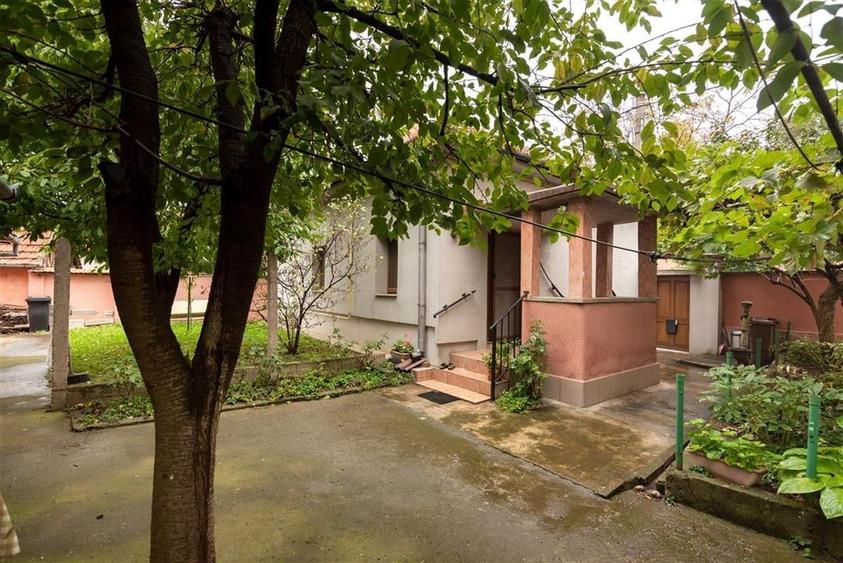 RECO, Casa cu dublu front, ie?ire la 2 strazi, Zona Iosia,  singur in curte, ter - 21