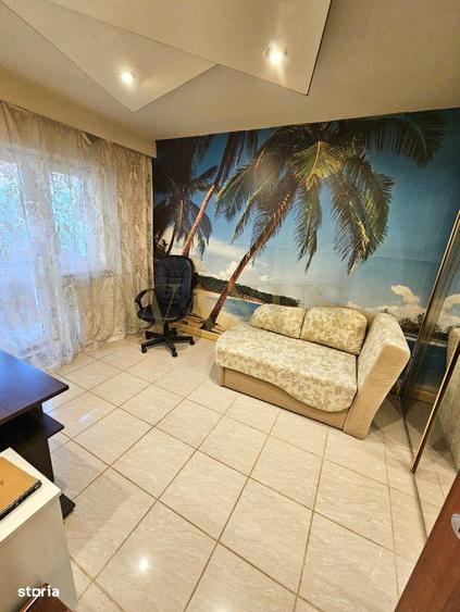 Apartament 4 camere decomandat,2 bai,2 balcoane,garaj etaj 1 DEJ - 3