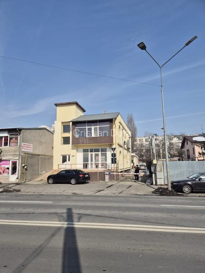 Clădiri birouri l S+P+1 l  845 MP utili l Teren 1049 MP l Luică Giurgiului