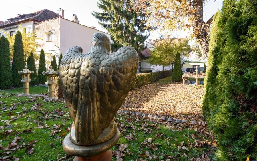 Nivel in vila, curte deosebita, priveliste, Central, Brasov - 11