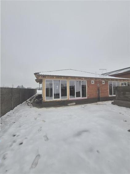 Duplex pe parter - 3 dormitoare - zona foarte buna - posibilitate alegere finisa - 1