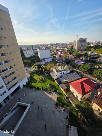Apartament cu 3 camere în Apărătorii Patriei