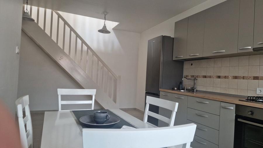 Inchiriez apartament 2 camere- cu parcare Cntru - 4