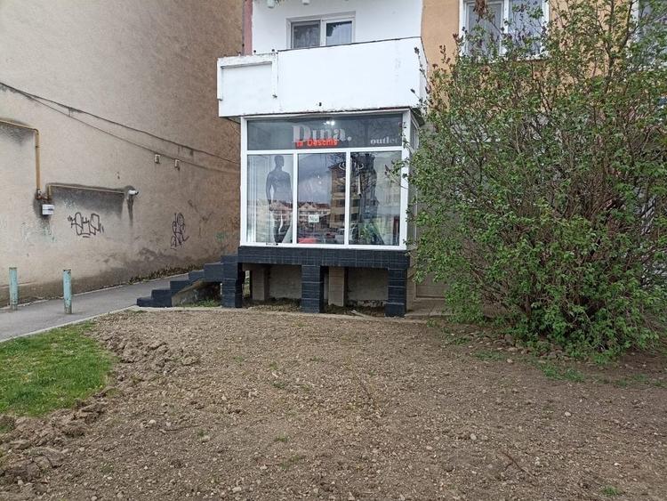 Spatiu comercial de vanzare - 2