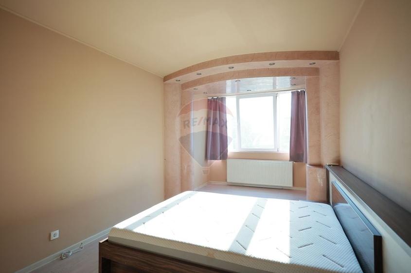 Apartament cu 3 camere de închiriat, în zona Rogerius - 15