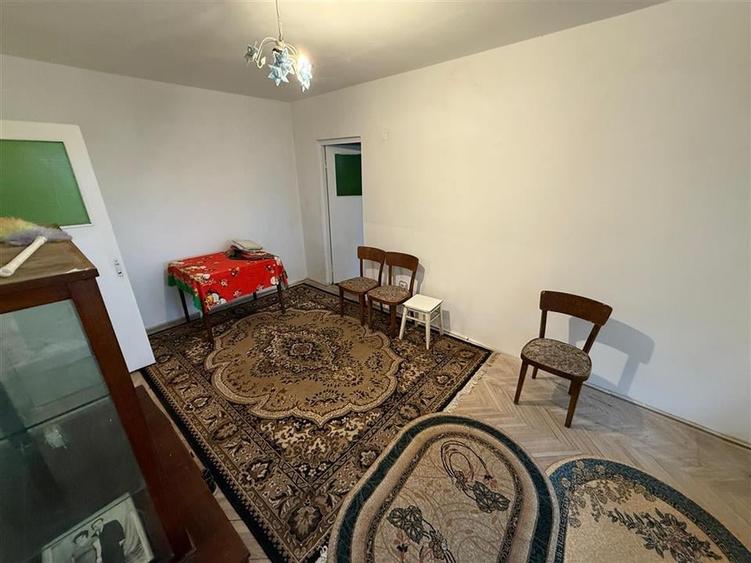 APARTAMENT 3 CAMERE, BARSEI GARA - 8