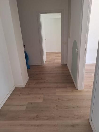 Tomis Nord, spatiu ideal BIROURI, 300 mp., curte, 2 locuri parcare - 4