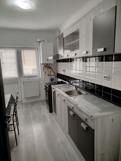 Inchiriez apartament 2 camere! - 7