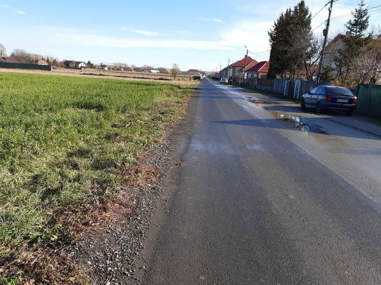 Vand teren intravilan, construibil,utilitati, central Lunca Calnicului - 7