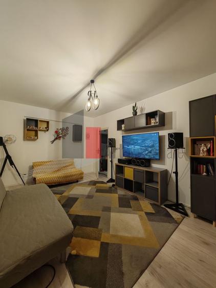 Apartament cu 2 camere de vanzare -Pacii-cu centrala - 1