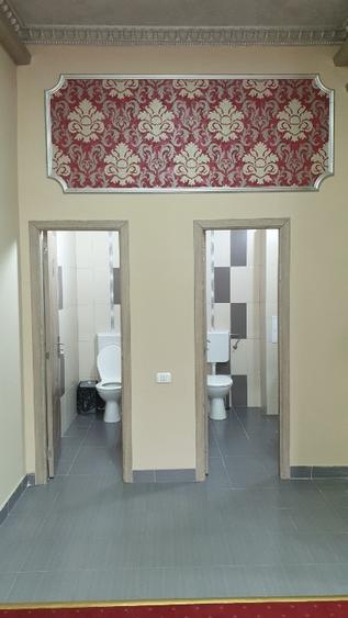 Dau in chirie spatiu comercial amenajat Arad, Poetului, 54 mp , parter bloc - 5