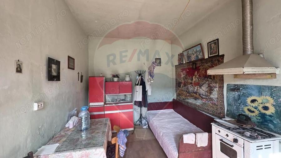 Casa de vanzare - Medias,str. Avram Iancu - 4