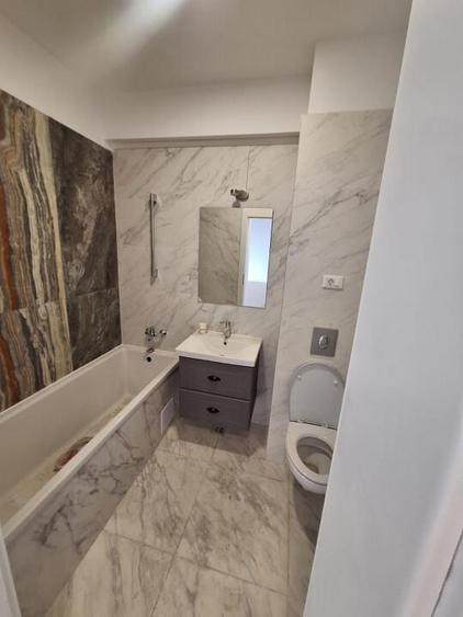 Tomis III , birouri, imobil 2023, LOC DE PARCARE PROPRIU - 7