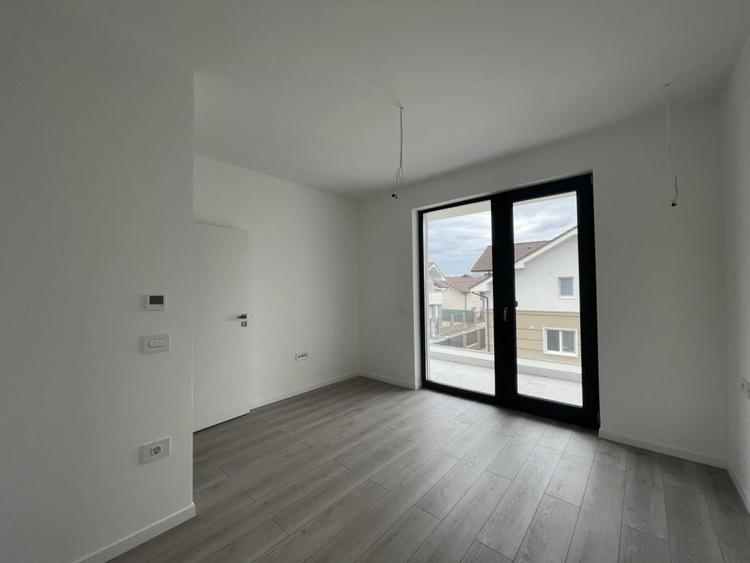 Duplex 4 camere central Mosnita Veche - 10