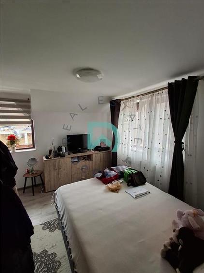 Casă individuală cu 5 camere cu Teren 700 Mp în Dâmbul Morii