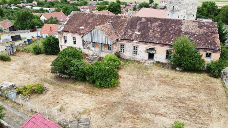 Casă individuală cu 15 camere cu Canalizare în Cricău