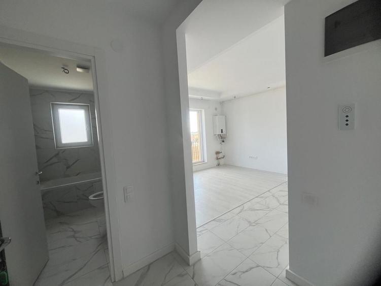 Apartament cu 2 camere semidecomandat în Ștefăneștii de Jos