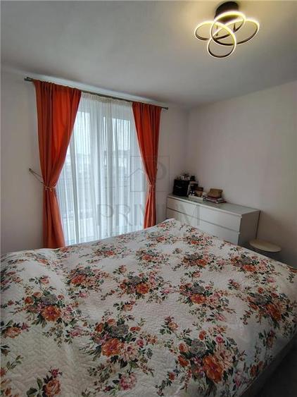 Duplex cu 4 camere cu Canalizare în Giroc