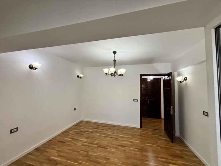 Apartament cu 3 camere decomandat în Cartierul Traian
