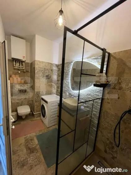 Inchiriez apartament -2 camere - Central - 100 mp - 4