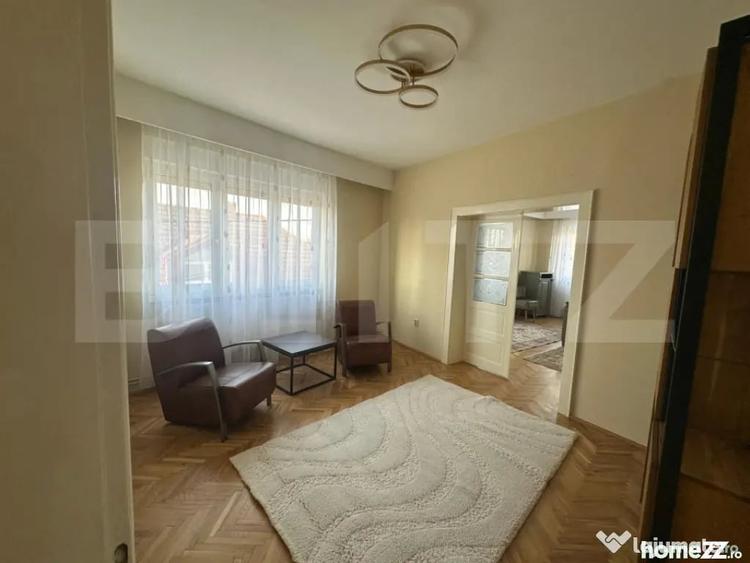 Apartament cu 4 camere decomandat în Titulescu